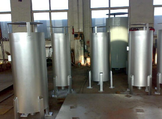 饱和蒸汽消声器